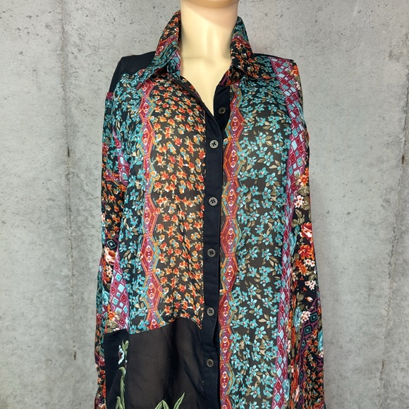 Avanti Blue and Red embroidery Oversized Button Down Shirt - Picture 4 of 8